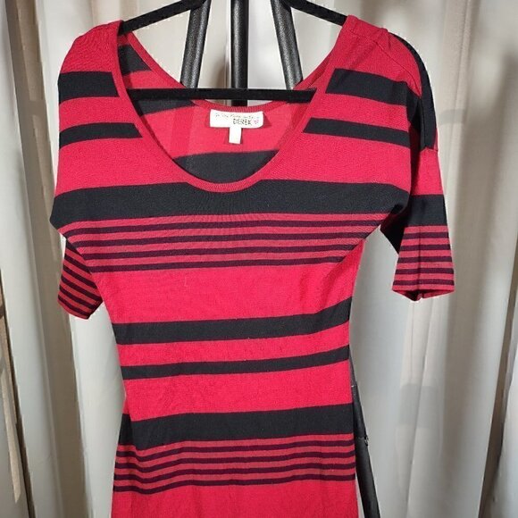 Derek Heart I'm In Love With Derek Dress! Red/Black Size M - Picture 2 of 6